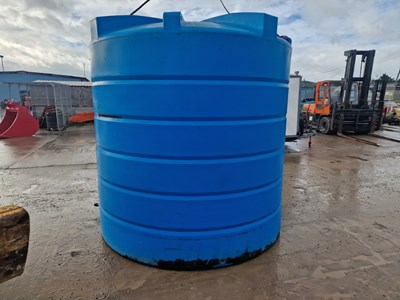 Lot 423A - Enduramaxx 10,000 Litre Static Plastic Water Tank