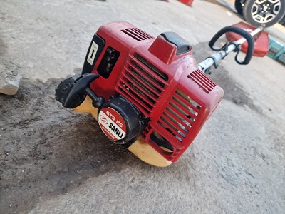 Lot 81 - Sanli GTS26 Petrol Strimmer