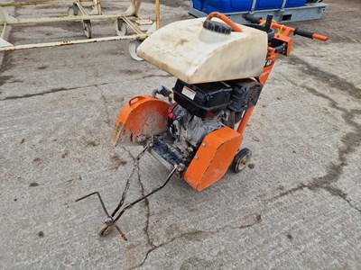 Lot 492 - Clipper CS450 Petrol Road Saw, Honda Engine