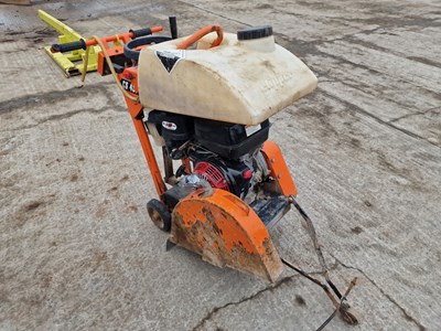 Lot 492 - Clipper CS450 Petrol Road Saw, Honda Engine