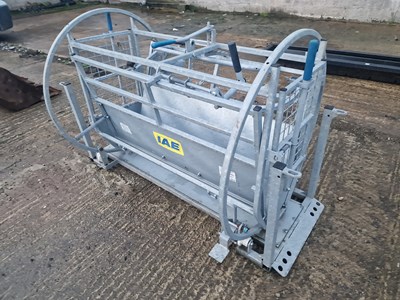 Lot 188 - IAE Galvanised Kwik Sheep Turner Crate, Fully Adjustable Height and Width