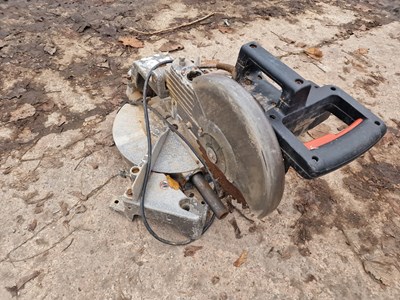 Lot 59 - 240Volt Mitre Saw