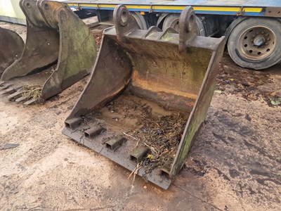 Lot 815 - 48" Digging Bucket to suit Hymac 13-18 Ton Excavator