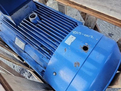 Lot 395 - AmTecs 240Kw Electric Motor, 60Hz