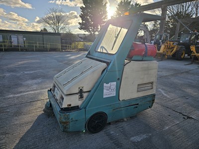 Lot Tennant 6400 Gas Sweeper