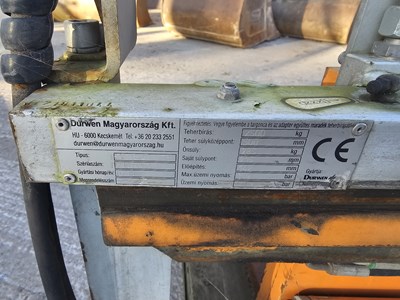 Lot 532 - 2018 Durwen RSV25 GS-SP Fork Positioner Carriage & Forks to suit Forklift