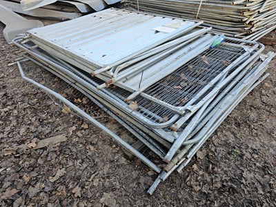 Lot 672 - Selection of Heras Fencing