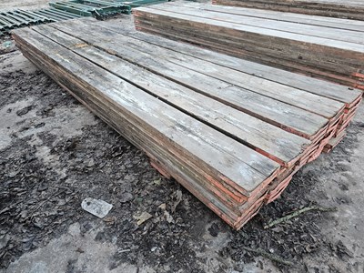 Lot 720 - Bundle of 13' Scaffolding Boards (50 of)