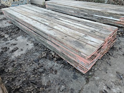 Lot 723 - Bundle of 13' Scaffolding Boards (50 of)