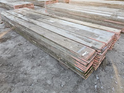 Lot 724 - Bundle of 13' Scaffolding Boards (50 of)