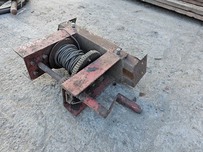 Lot 704 - Hand Winch