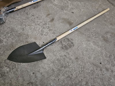 Lot 68 - Unused Silverline Irish Shovel
