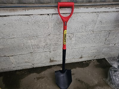 Lot 404 - Unused Carters Polyfibre Pro Shovel