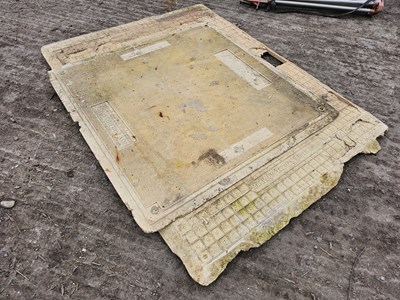 Lot 503 - X Trench Cover Plates - 1m by 1m and 1.2m by 1.5m