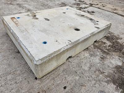 Lot 770 - 1950 x 1500 x 350 Concrete Counter Weight (Approx 2 Ton)