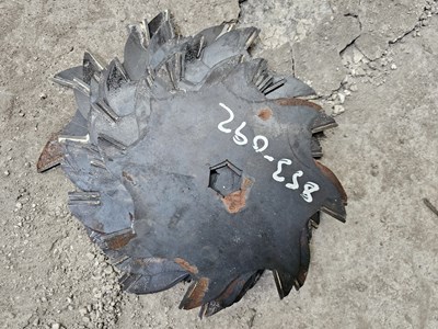 Lot 389 - Selection of Verticut Blades to suit Lawn Mower