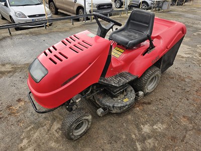 Lot 129 - Castlegarden TCR102 Petrol Ride on Lawnmower, Briggs & Stratton Engine, Grass Collector