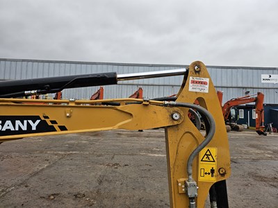 Lot 2021 Sany SY16C Rubber Tracks, Blade, Offset, QH, Piped, Expanding Undercarriage, Canopy, 4 Buckets