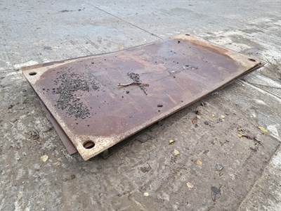 Lot 387 - 8' x 4' Steel Road Plates (4 of)