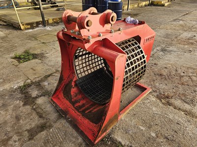 Lot 242 - 2020 BAV RS6 Hydraulic Trommel Screening Bucket 50mm Pin to suit 6-8 Ton Excavator