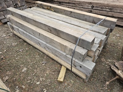 Lot Square Wood Posts (125mm x 125mm x 2100mm)(28 of)