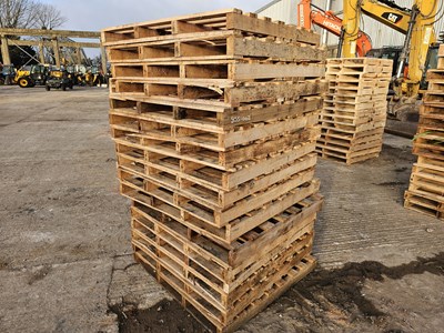 Lot 719A - Wooden Pallet (17 of)