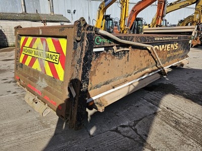 Lot 2015 Boweld Steel Tipper Body to suit 8x4 Lorry, Easy Sheet