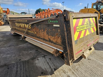 Lot 2015 Boweld Steel Tipper Body to suit 8x4 Lorry, Easy Sheet