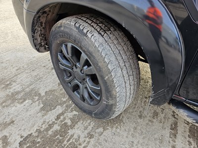 Lot 30 - 2010 Ford Ranger 5 Speed 4WD Crew Cab Pick Up, Parking Sensors, Full Leather, Heated Seats, A/C, Tow Bar, Bragan Fabric Cover (Tested 04/24)