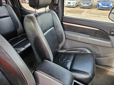 Lot 30 - 2010 Ford Ranger 5 Speed 4WD Crew Cab Pick Up, Parking Sensors, Full Leather, Heated Seats, A/C, Tow Bar, Bragan Fabric Cover (Tested 04/24)