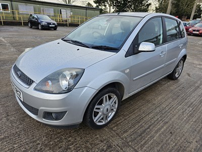 Lot 59 - 2007 Ford Fiesta Ghia, 5 Speed, Full Leather, Bluetooth, Heat Front Window, A/C (Reg. Docs. Available, Tested 05/24)