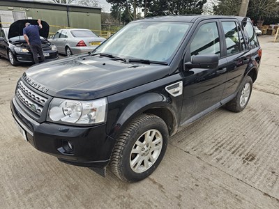 Lot 40 - 2011 Landrover Freelander 2 TD4 XS, 6 Speed, Sat Nav, Parking Sensors, Half Leather, Heated Electric Seats, Bluetooth, Cruise Control, Climate Control