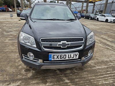 Lot 34 - 2010 Chevrolet Captiva LTZ, 7 Seater, Auto, Reverse Camera, Sat Nav, Full Leather, Heated Electric Seats, Bluetooth, Cruise Control, A/C (Reg. Docs. Available)