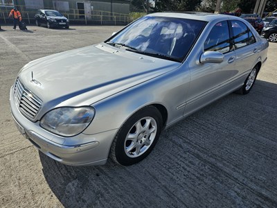 Lot 2000 Mercedes S320, Auto, Parking Sensors, Full Leather, Heated Electric Seats, Bluetooth (Reg. Docs. Available, Tested 03/24)