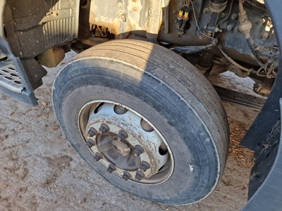 Lot 42 - Volvo FMX420 Euro6 8x4 Tipper Lorry, Boweld Body, Reverse Camera, Easy Sheet, Edbro Tipping Gear, Air Tail Gate Lock, Automatic Gear Box, A/C (Reg. Docs. Available, Tested 03/23)