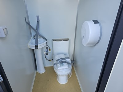 Lot Unused Single Toilet Block