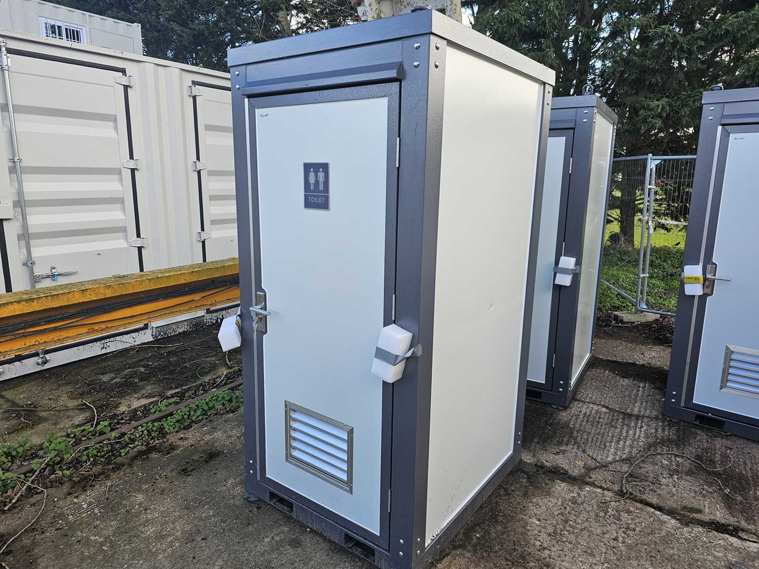 Lot Unused Single Toilet Block