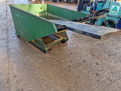 Lot 425 - 2017 Site Products Teleskip 1250Litre Skip to suit Forklift & Contents