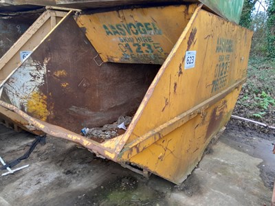 Lot Enclosed Skip to suit Skip Loader Lorry (2 of)