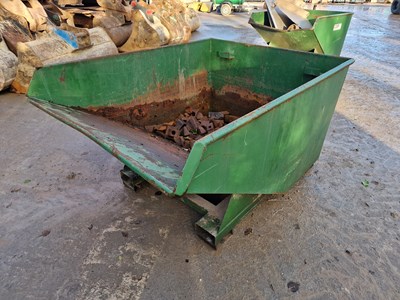 Lot 426 - 2017 Site Products Teleskip 1250Litre Skip to suit Forklift & Contents