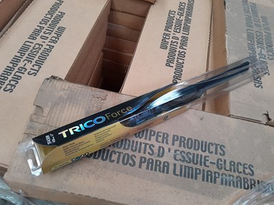 Lot Unused Pallet of Trico TF430R Windscreen Wipers (17")