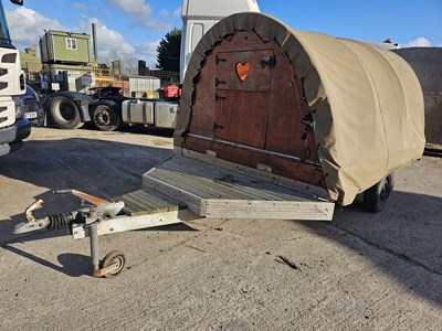 Lot Single Axle Glamping Trailer