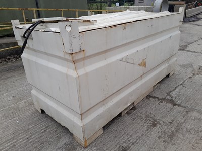 Lot Fuel Bank 2300 Litre Static Bunded Fuel Bowser