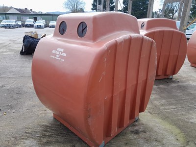 Lot 383 - Titan 1 Ton Bottle Bank