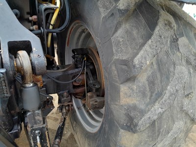 Lot JCB Fastrac 1135 4WD Tractor, Front & Rear Suspension, Air Brakes, 4 Spool Valves, A/C