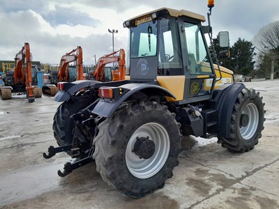 Lot JCB Fastrac 1135 4WD Tractor, Front & Rear Suspension, Air Brakes, 4 Spool Valves, A/C