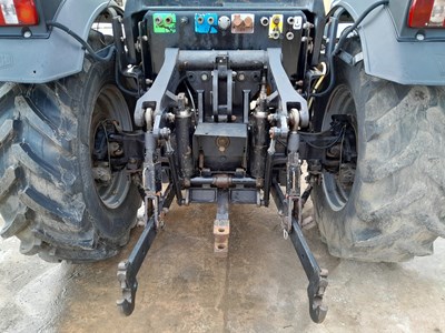 Lot JCB Fastrac 1135 4WD Tractor, Front & Rear Suspension, Air Brakes, 4 Spool Valves, A/C