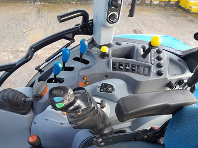 Lot New Holland T5.115 4WD Tractor, MX U308 Loader,  3 Spool Valves, Push Out Hitch, A/C