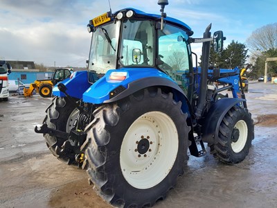 Lot New Holland T5.115 4WD Tractor, MX U308 Loader,  3 Spool Valves, Push Out Hitch, A/C