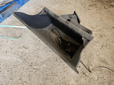 Lot 905 - Unused 50 Litre Scandinavian Tilt Bucket to suit Mini Excavator